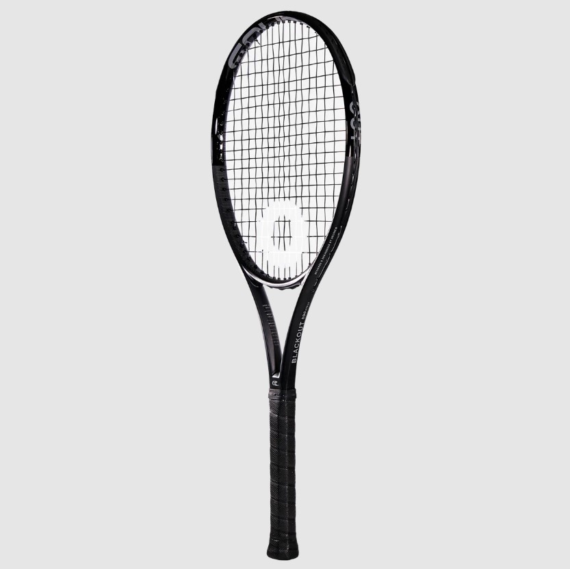 Solinco Blackout XTD tennis racket